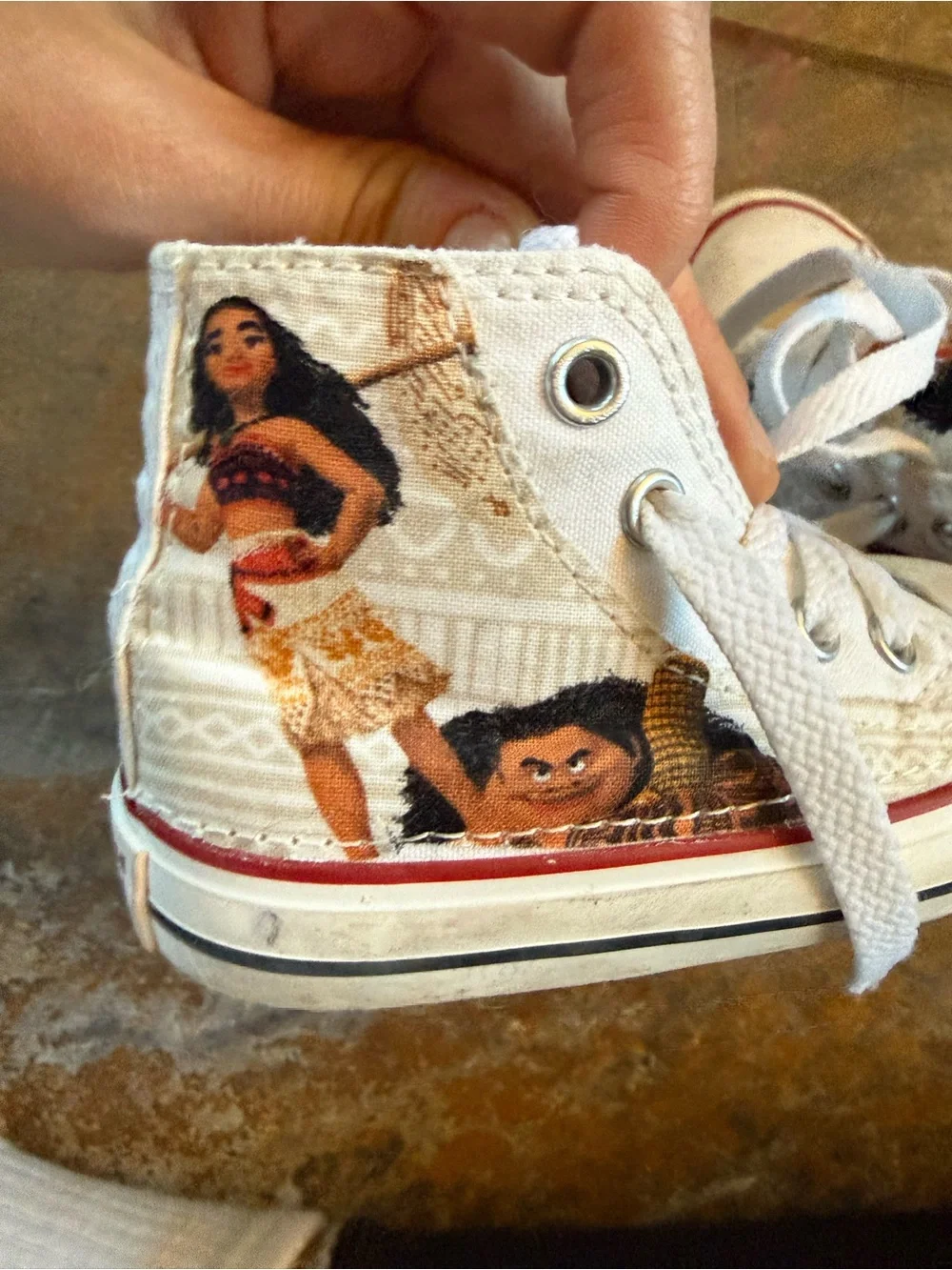 Toddler Moana Converse Size 5
